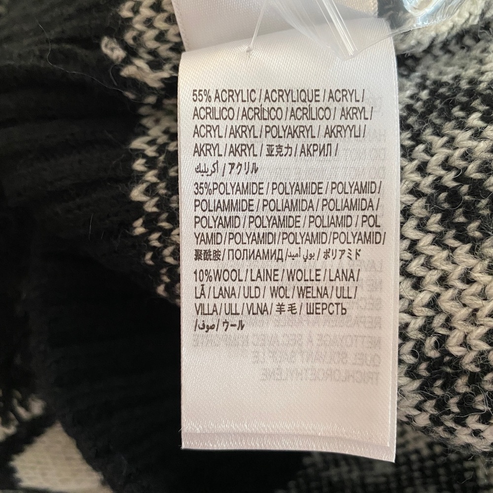 Farm Rio Pineapple Garden Knit Cardigan - Picture 8 of 12